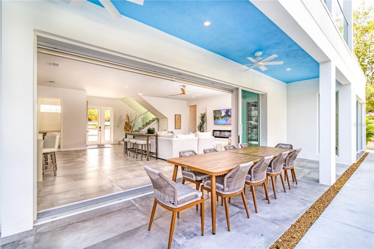 2585 Clematis Street, Sarasota, FL 34239 Photo