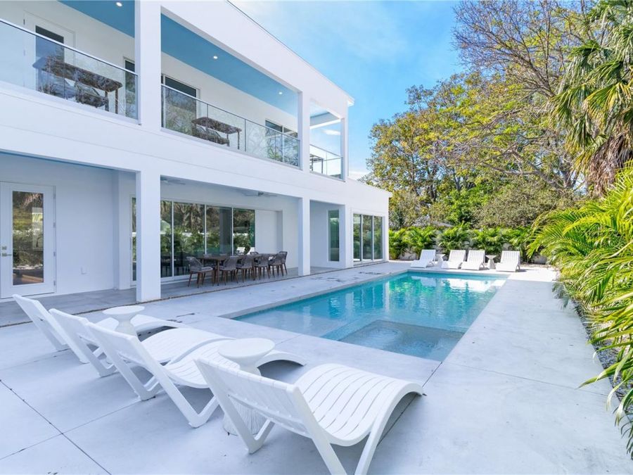 Property Image 60