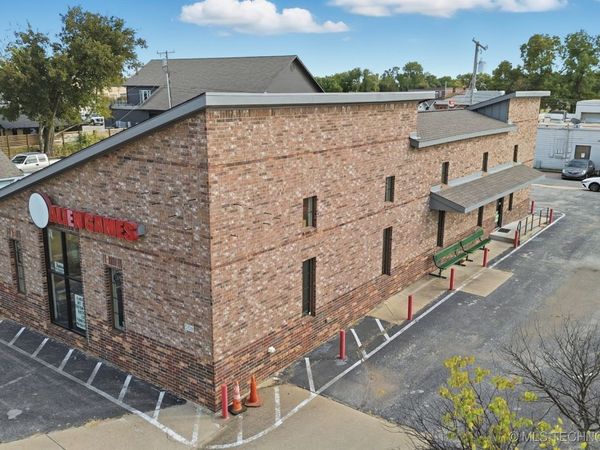 508 E A Street, Jenks, OK 74037