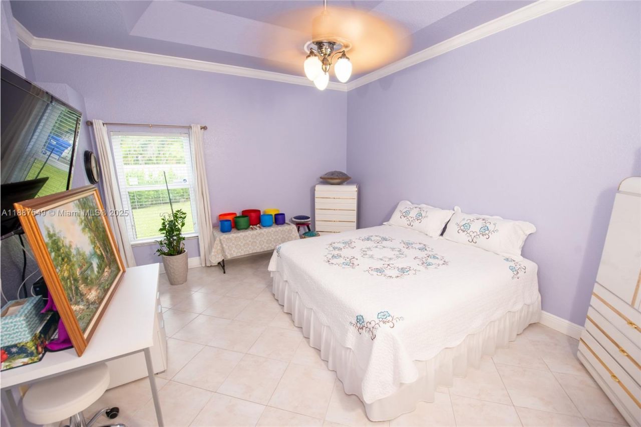 13070 NW 5th St, Pembroke Pines, FL 33028 Photo