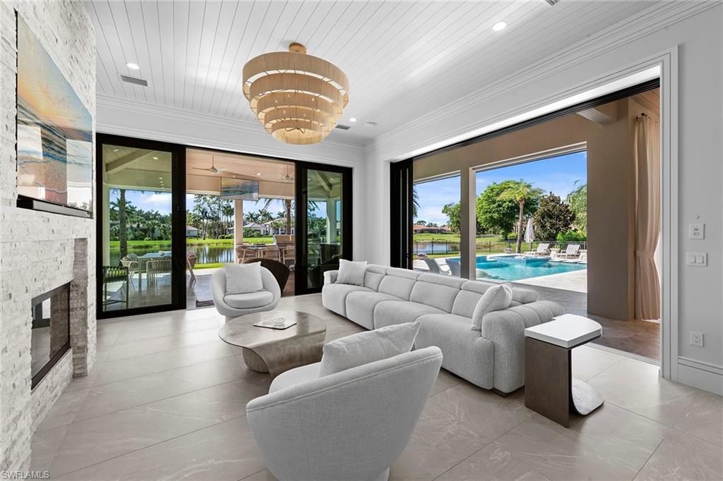 6536 Highcroft Dr, Naples, FL 34119 Photo