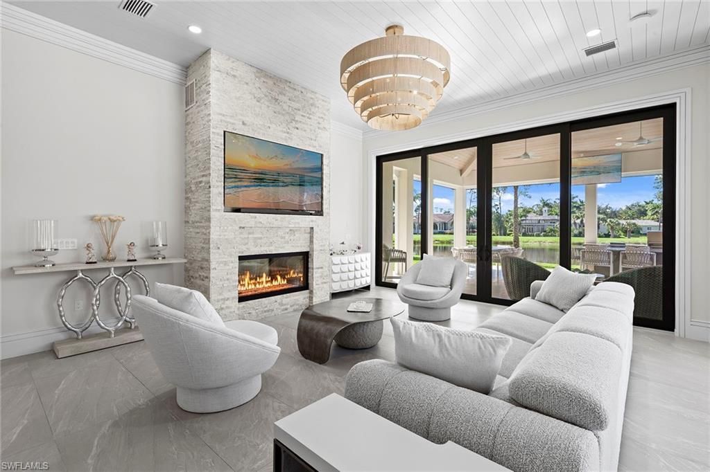 6536 Highcroft Dr, Naples, FL 34119 Photo