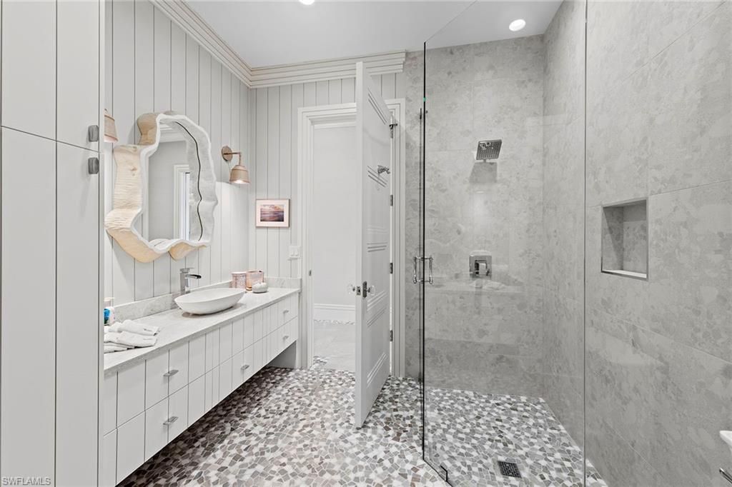 6536 Highcroft Dr, Naples, FL 34119 Photo