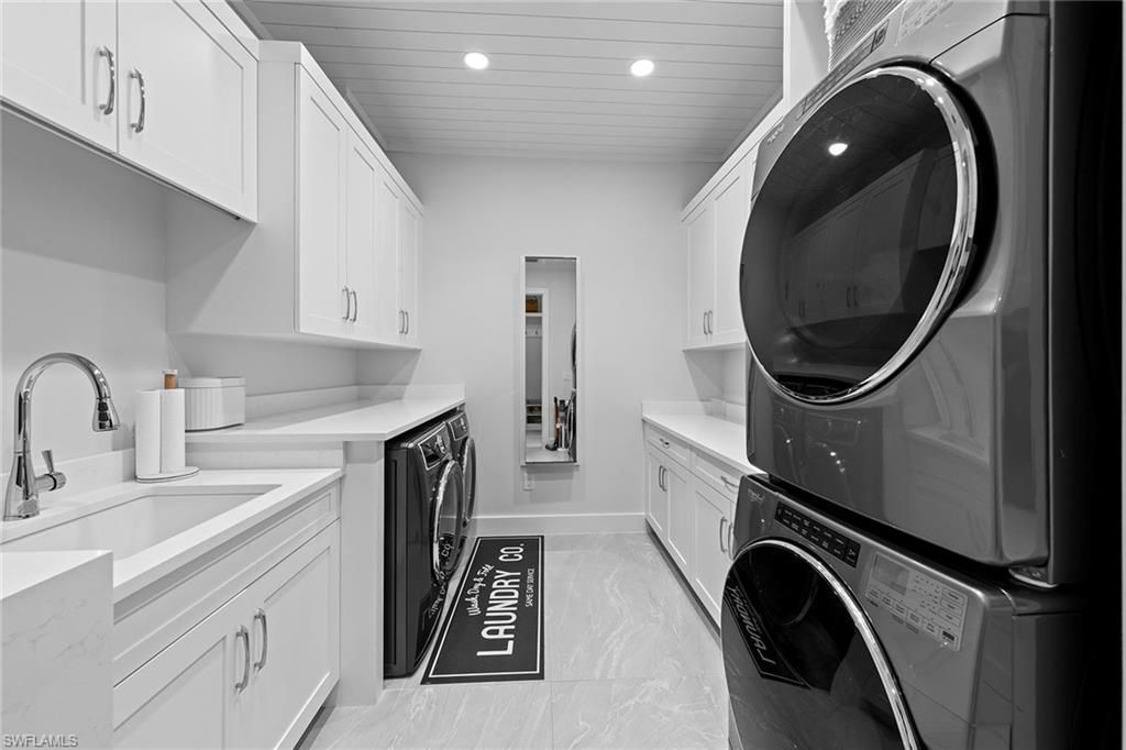 6536 Highcroft Dr, Naples, FL 34119 Photo