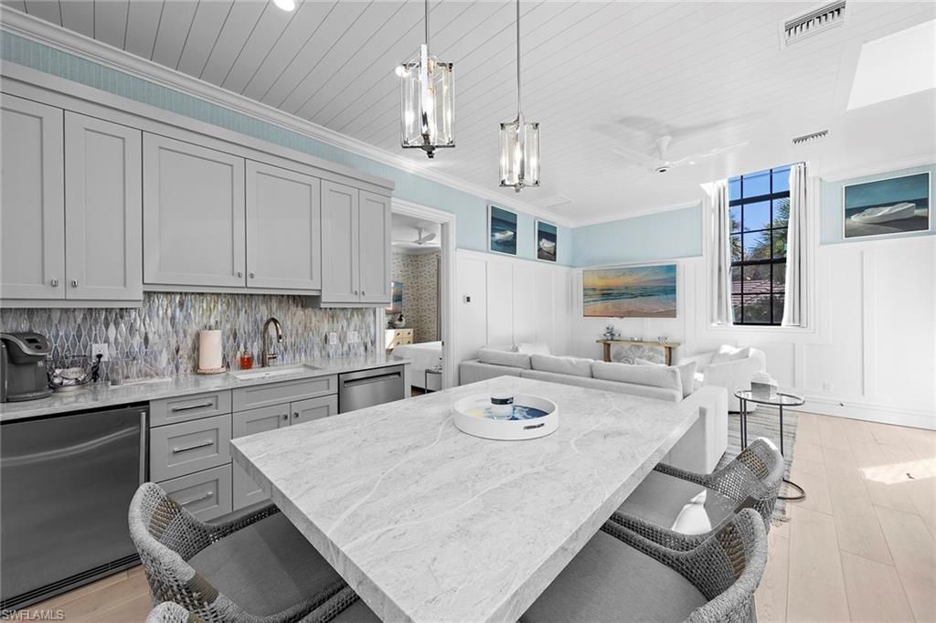 6536 Highcroft Dr, Naples, FL 34119 Photo