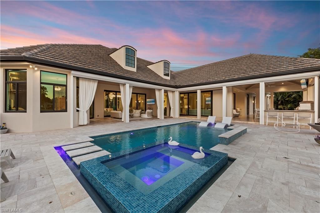 6536 Highcroft Dr, Naples, FL 34119 Photo