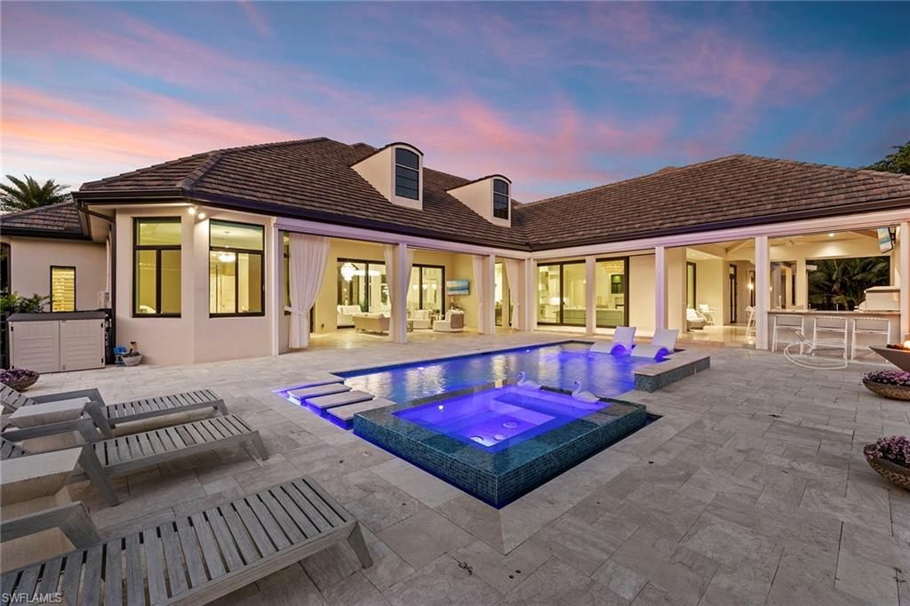 6536 Highcroft Dr, Naples, FL 34119 Photo