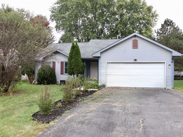 510 Constitution Drive SW, Poplar Grove, IL 61065