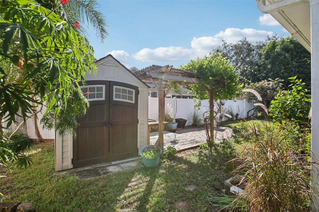 1424 Ridge Shore Drive, Tarpon Springs, FL 34689 Photo