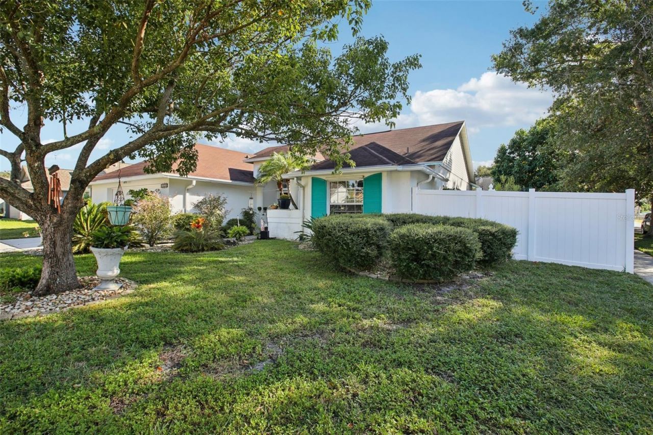 1424 Ridge Shore Drive, Tarpon Springs, FL 34689 Photo