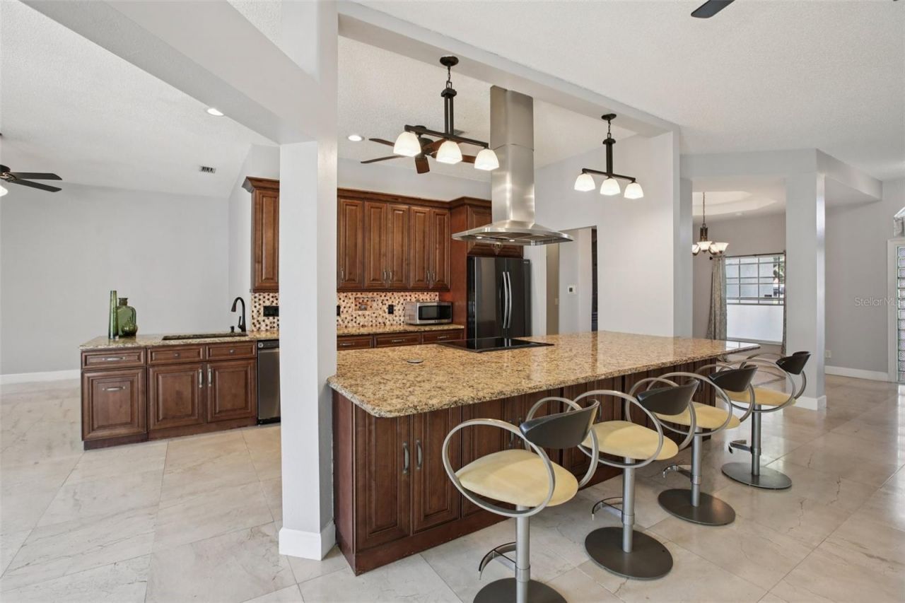 1424 Ridge Shore Drive, Tarpon Springs, FL 34689 Photo