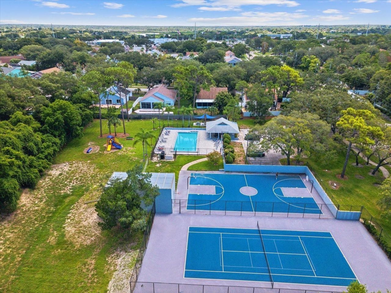 1424 Ridge Shore Drive, Tarpon Springs, FL 34689 Photo