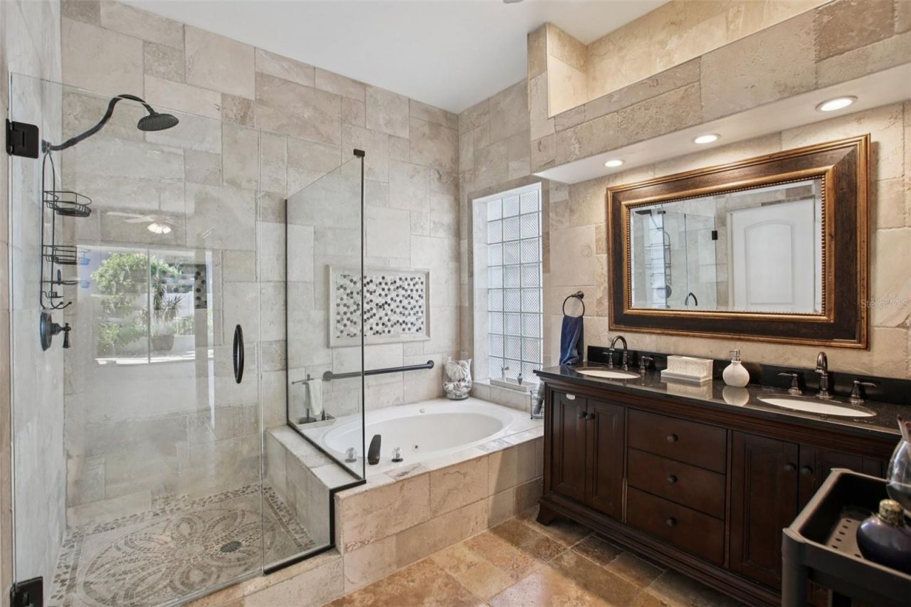1424 Ridge Shore Drive, Tarpon Springs, FL 34689 Photo
