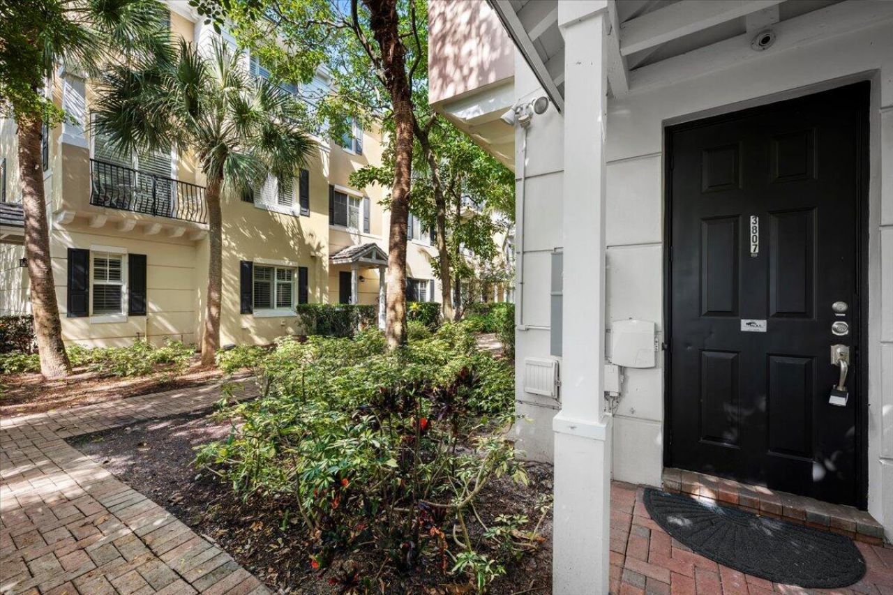 3807 NW 5th Terrace, Boca Raton, FL 33431 Photo