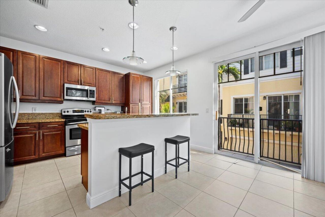 3807 NW 5th Terrace, Boca Raton, FL 33431 Photo