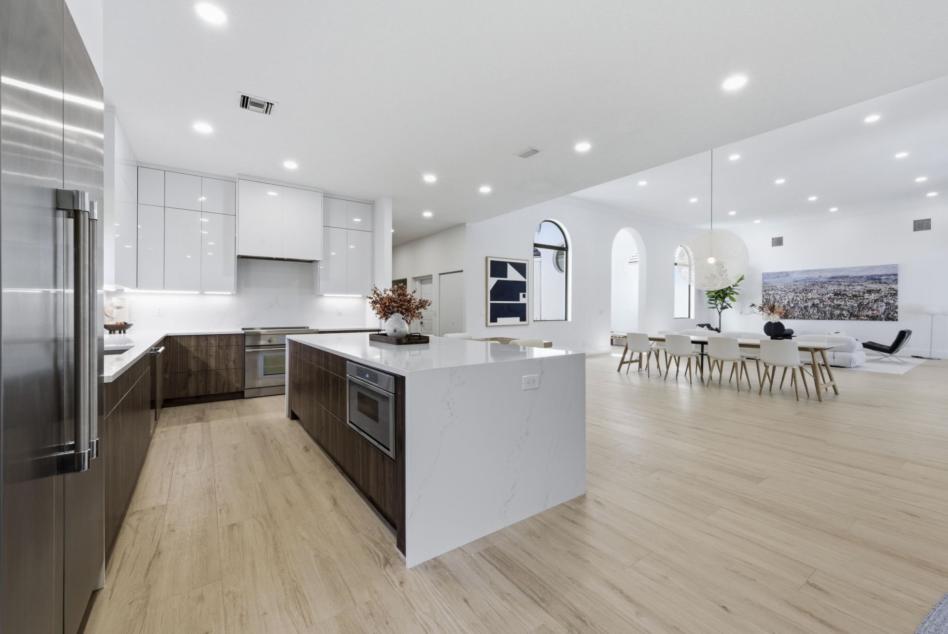 2557 Seminole Circle, West Palm Beach, FL 33409 Photo