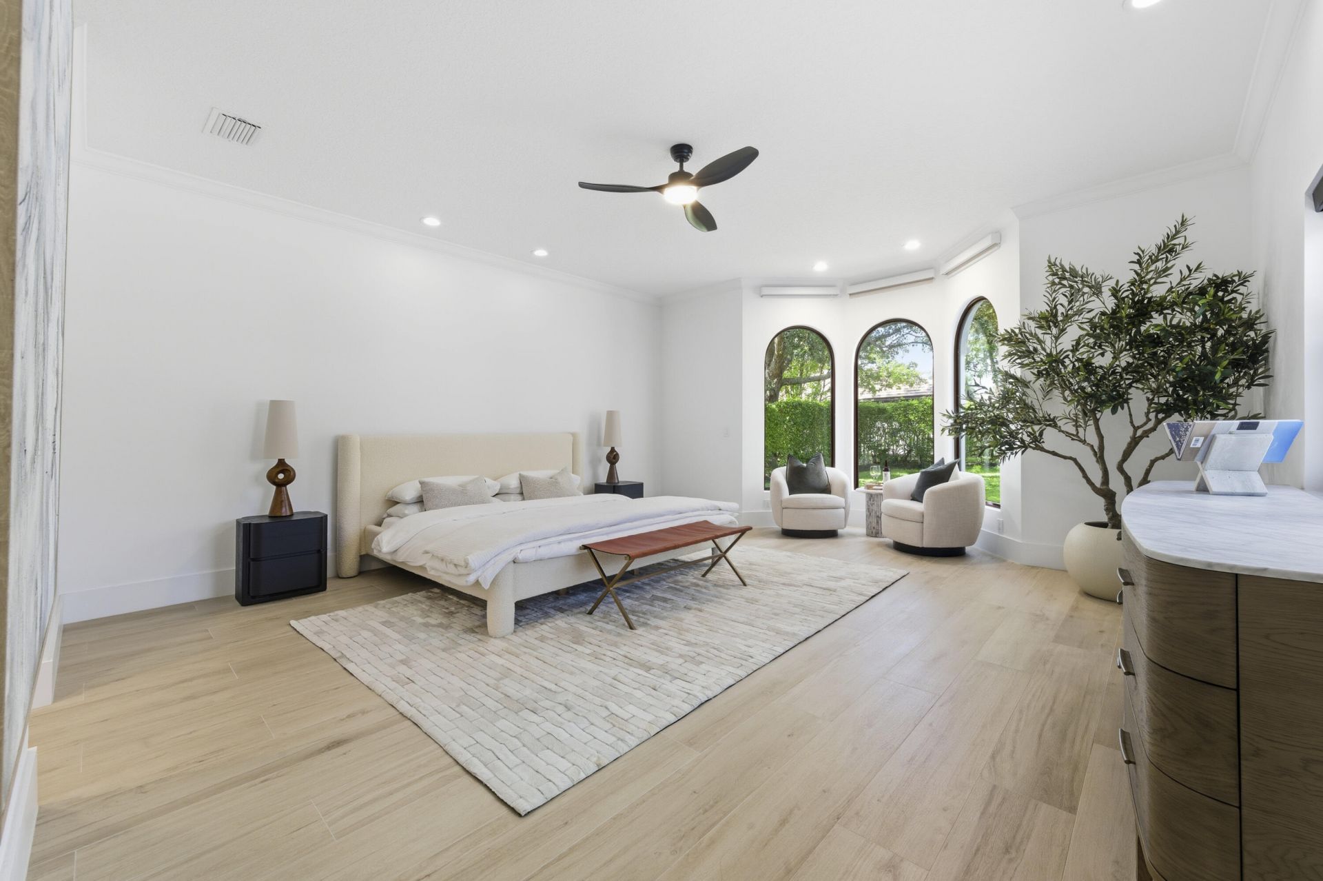 2557 Seminole Circle, West Palm Beach, FL 33409 Photo