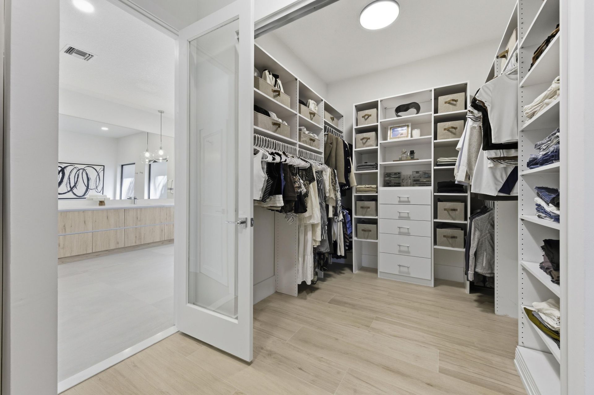 2557 Seminole Circle, West Palm Beach, FL 33409 Photo