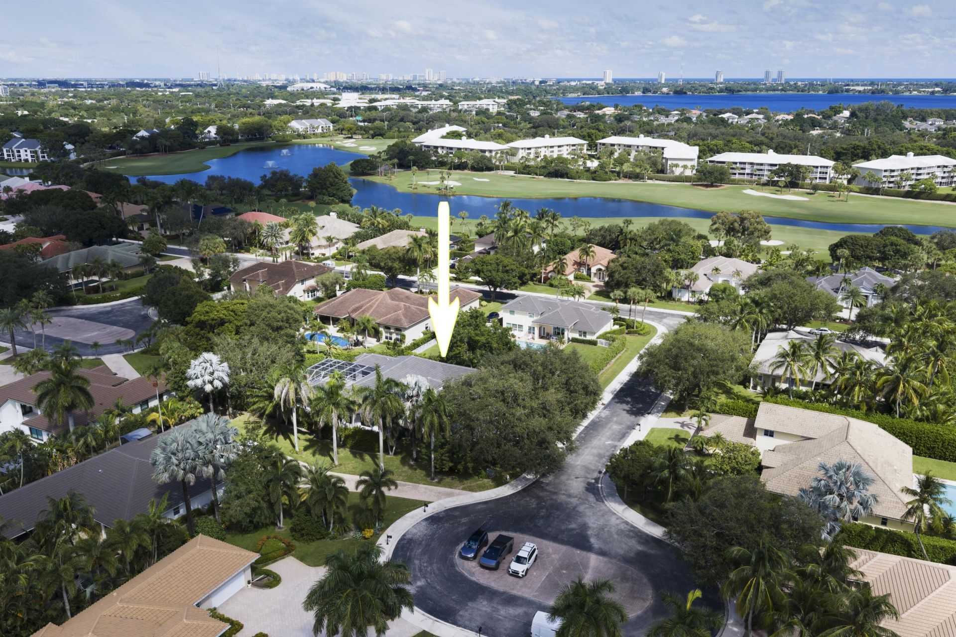 2557 Seminole Circle, West Palm Beach, FL 33409 Photo