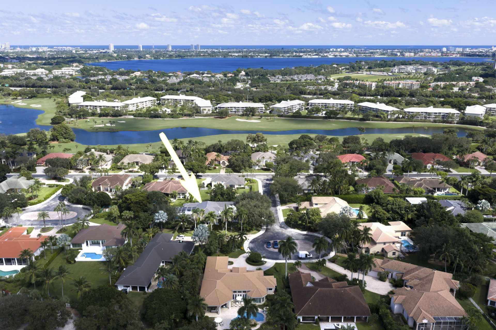 2557 Seminole Circle, West Palm Beach, FL 33409 Photo