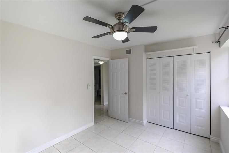 8725 Shadow Wood Boulevard, Unit 312, Coral Springs, FL 33071 Photo