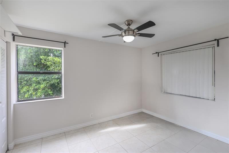 8725 Shadow Wood Boulevard, Unit 312, Coral Springs, FL 33071 Photo