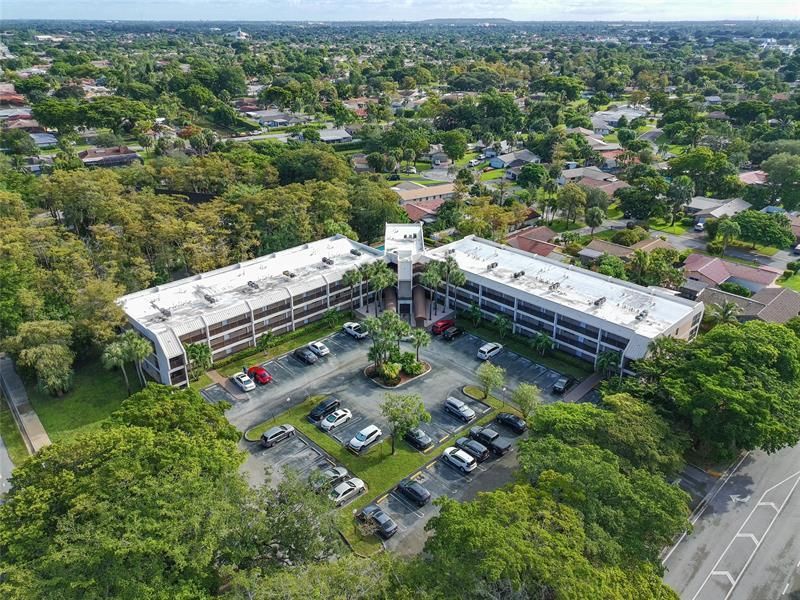 8725 Shadow Wood Boulevard, Unit 312, Coral Springs, FL 33071 Photo