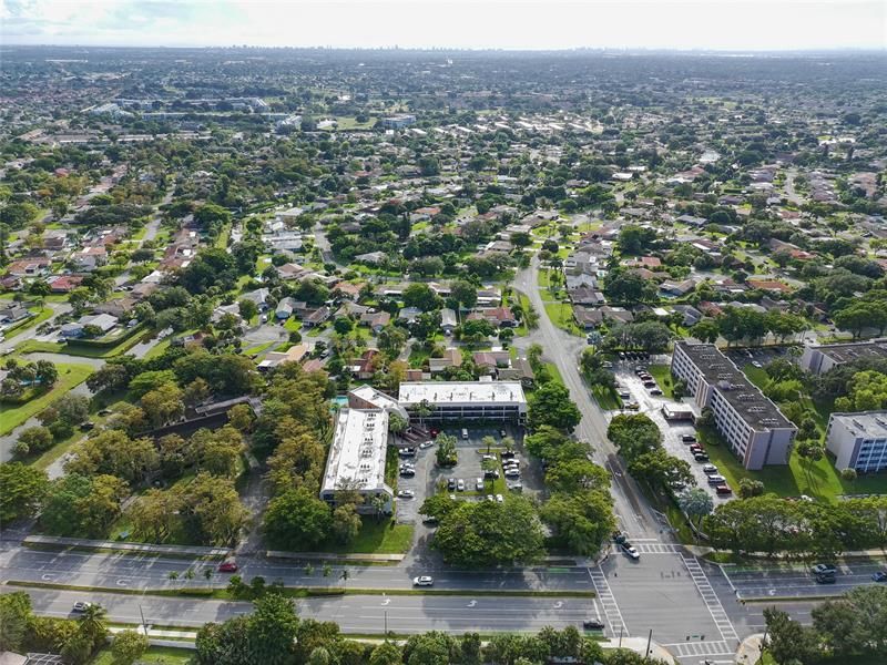 8725 Shadow Wood Boulevard, Unit 312, Coral Springs, FL 33071 Photo