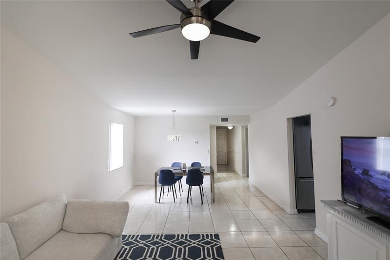 8725 Shadow Wood Boulevard, Unit 312, Coral Springs, FL 33071 Photo