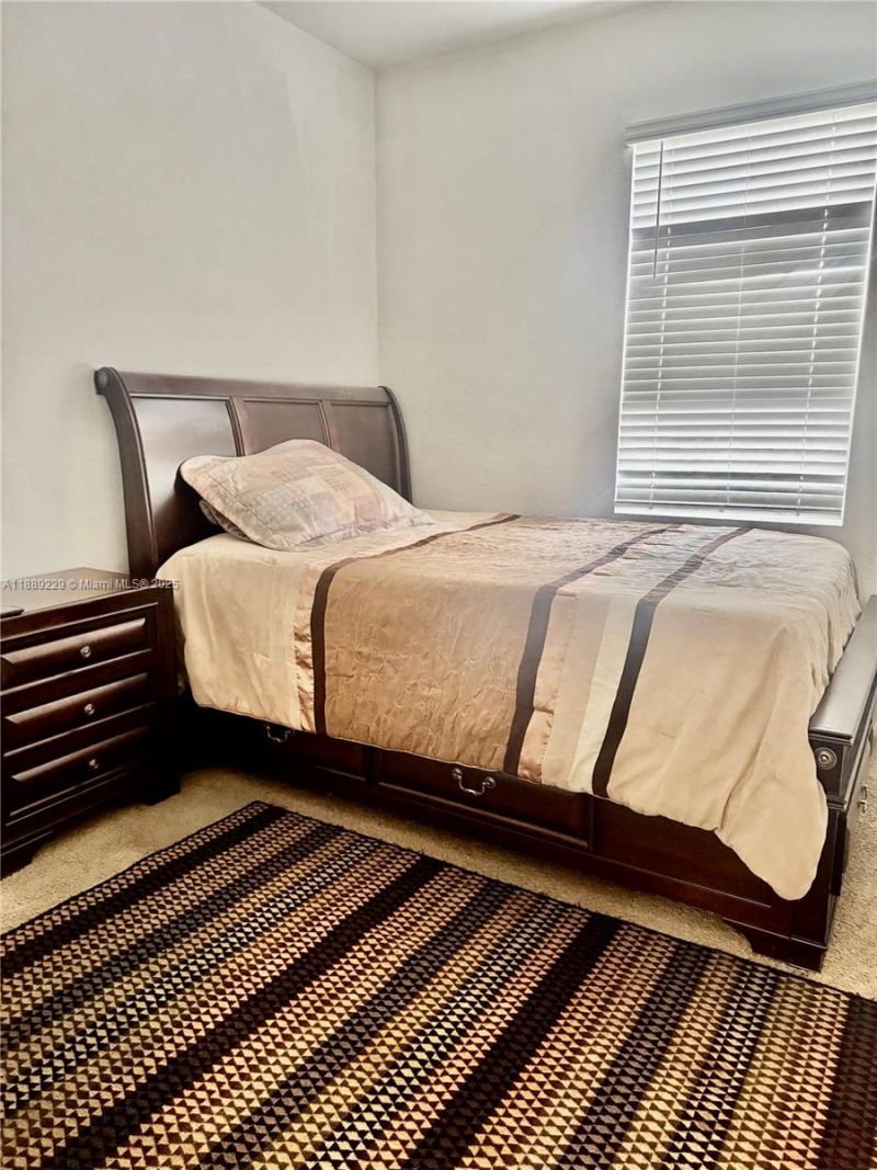 4039 NW 11th St, Lauderhill, FL 33313 Photo