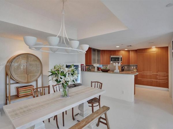 2627 S Bayshore Dr, Unit 506, Coconut Grove, FL 33133