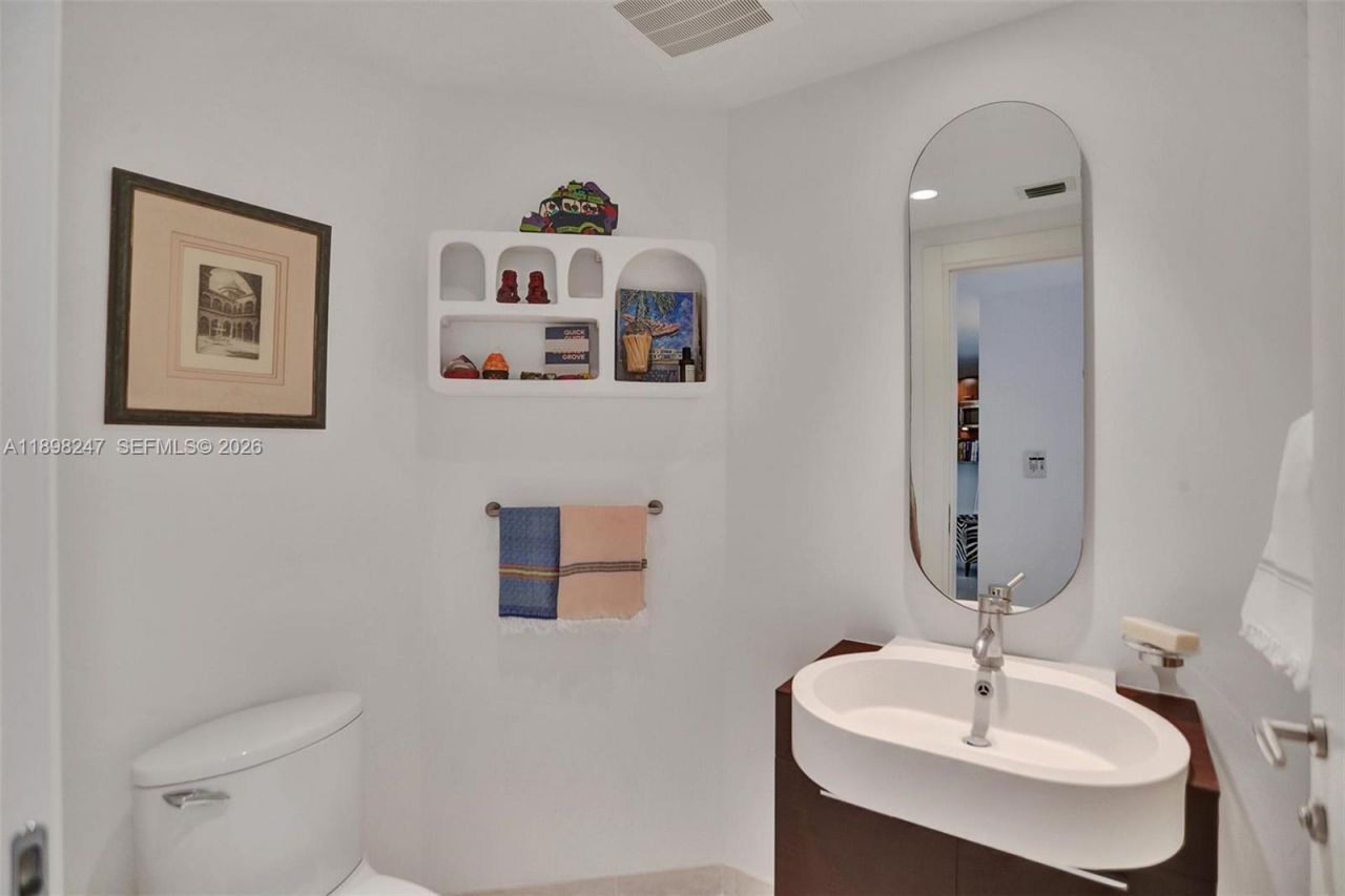 2627 S Bayshore Dr, Unit 506, Coconut Grove, FL 33133 Photo