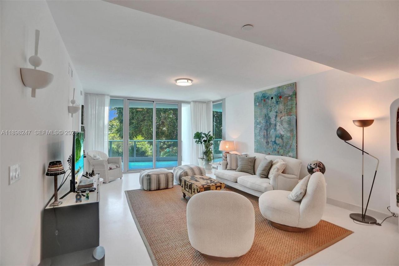 2627 S Bayshore Dr, Unit 506, Coconut Grove, FL 33133 Photo