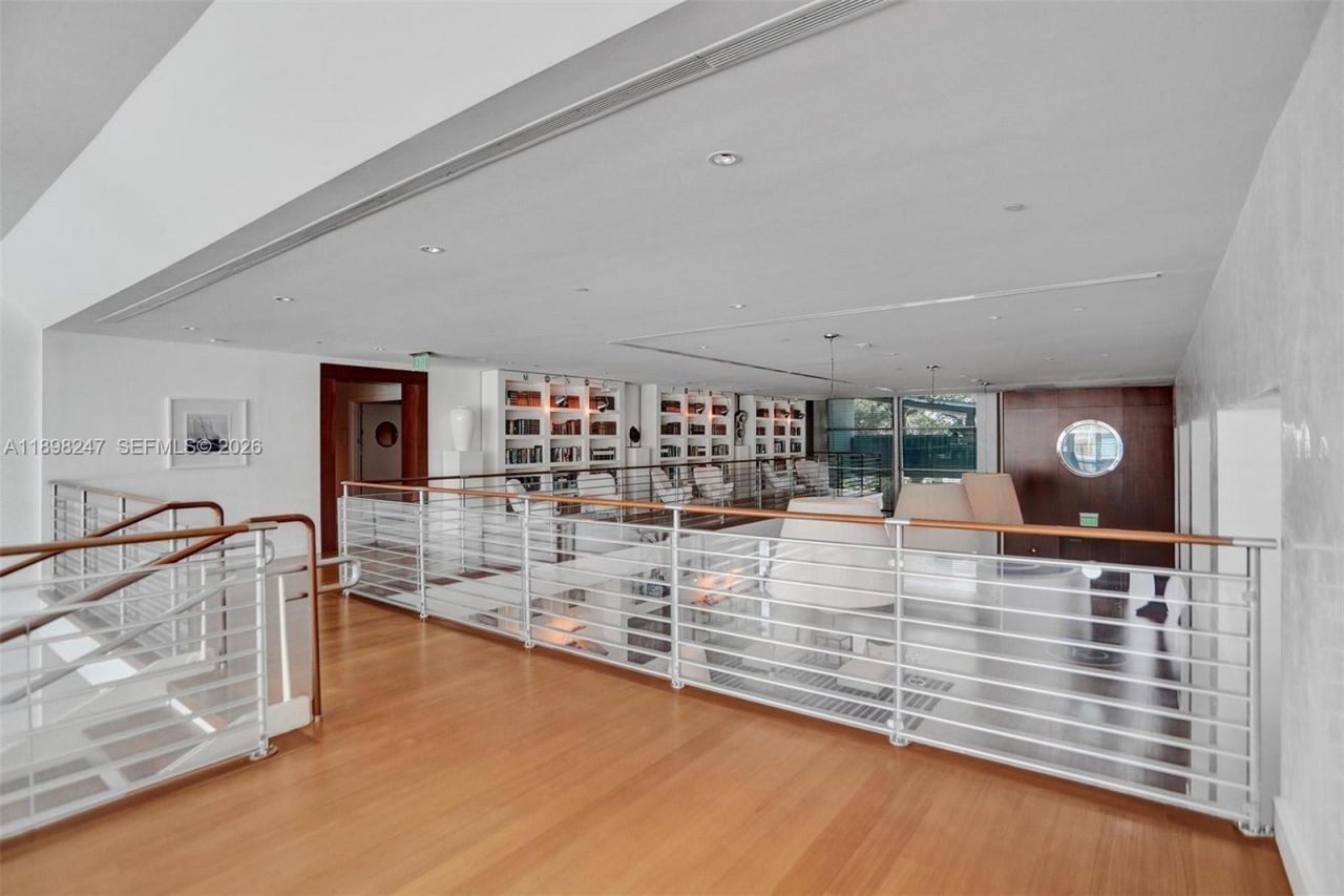 2627 S Bayshore Dr, Unit 506, Coconut Grove, FL 33133 Photo