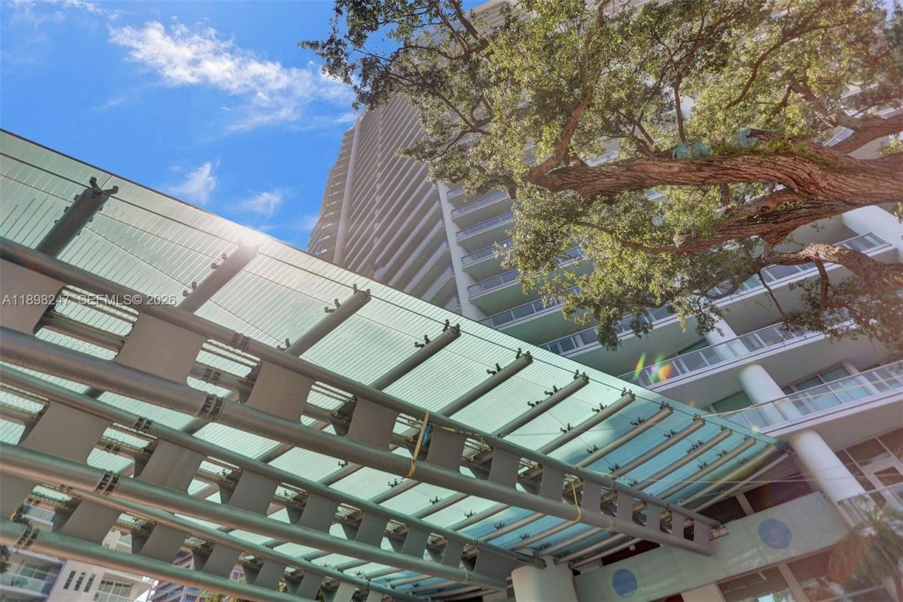 2627 S Bayshore Dr, Unit 506, Coconut Grove, FL 33133 Photo