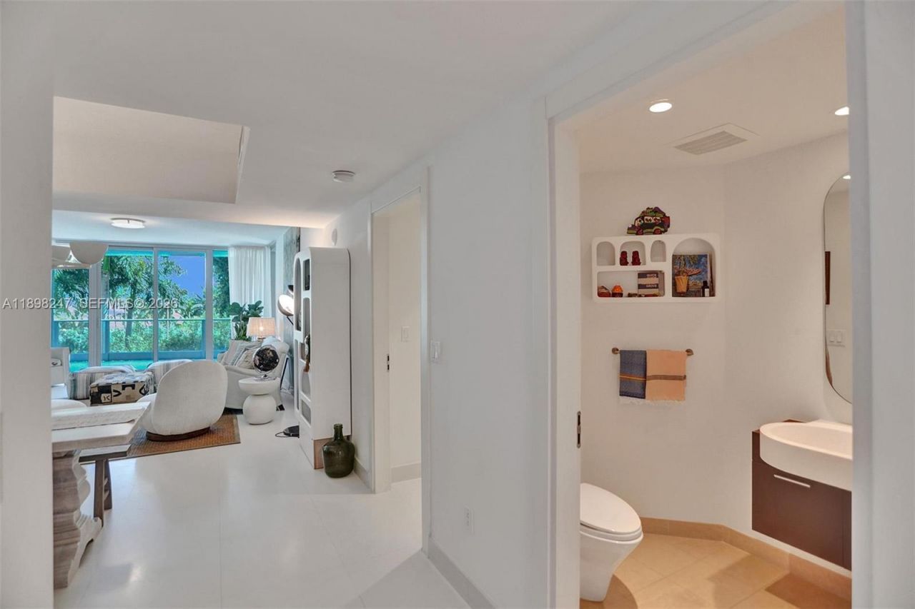 2627 S Bayshore Dr, Unit 506, Coconut Grove, FL 33133 Photo