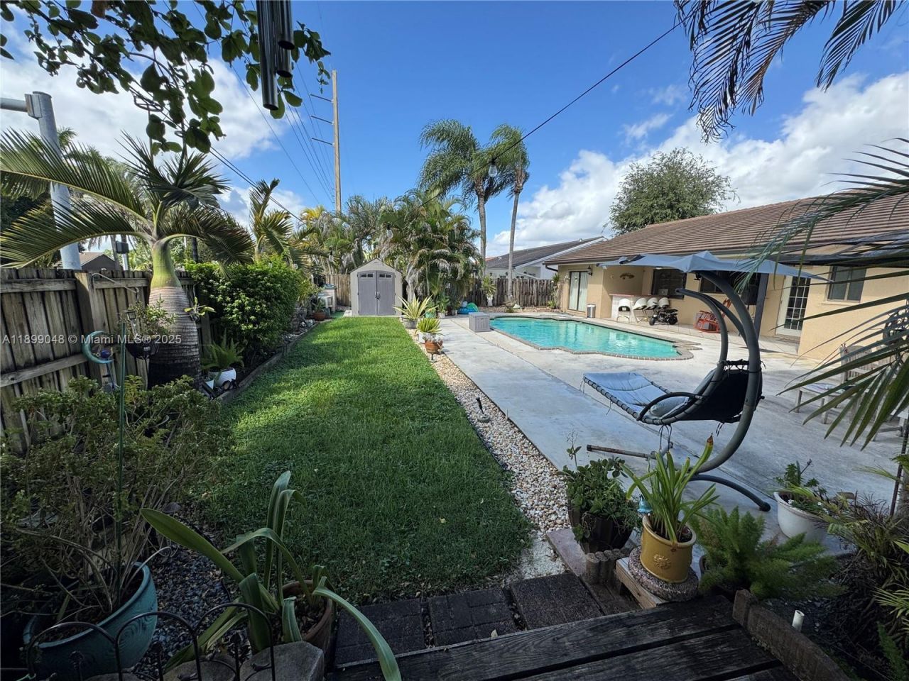 14700 SW 151st Ter, Miami, FL 33196 Photo