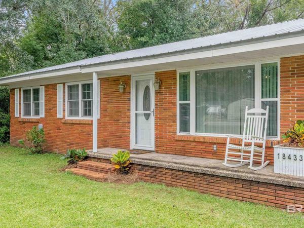 18433 E Illinois Street, Robertsdale, AL 36567
