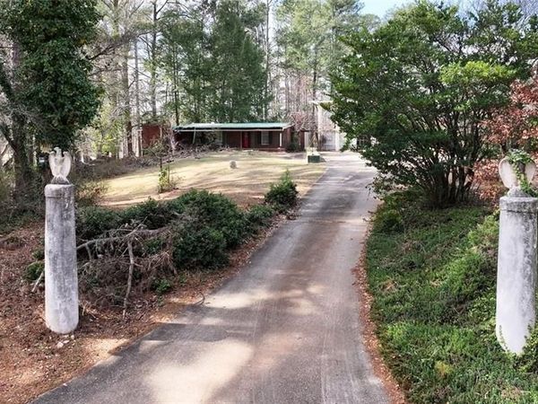 7275 Bishop Road, Fairburn, GA 30213