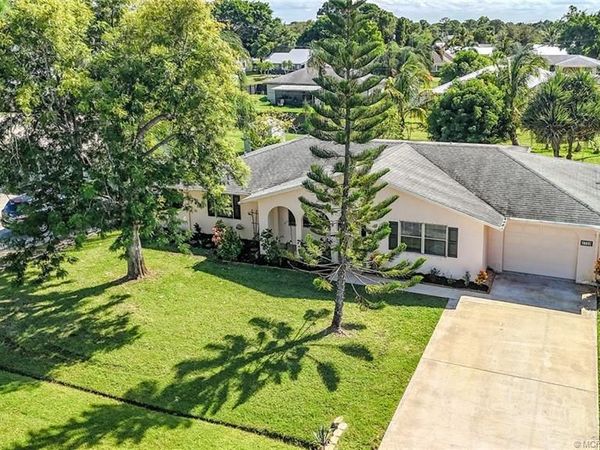 2720 SE Helms Avenue, Port St Lucie, FL 34952