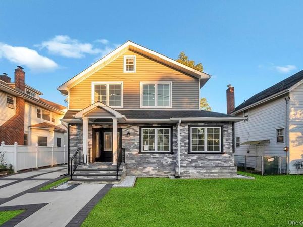 99 N Corona Avenue, Valley Stream, NY 11580