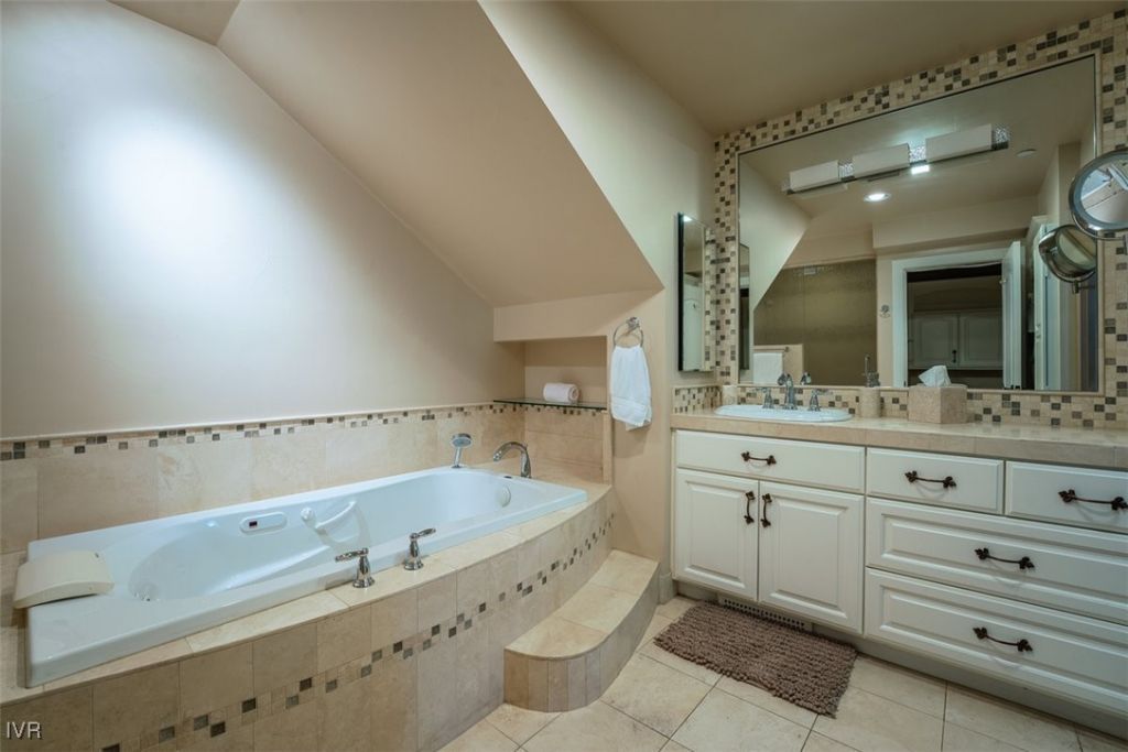 120 State Route 28, Unit 6, Crystal Bay, NV 89402 Photo