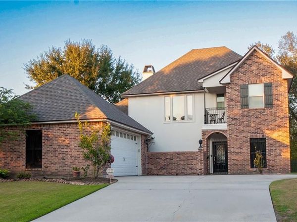 12252 RIVER HIGHLANDS Drive, St Amant, LA 70774