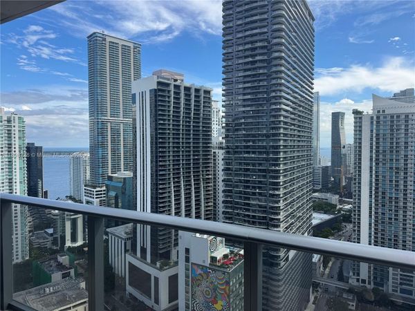 45 SW 9th St, Unit 3404, Miami, FL 33130