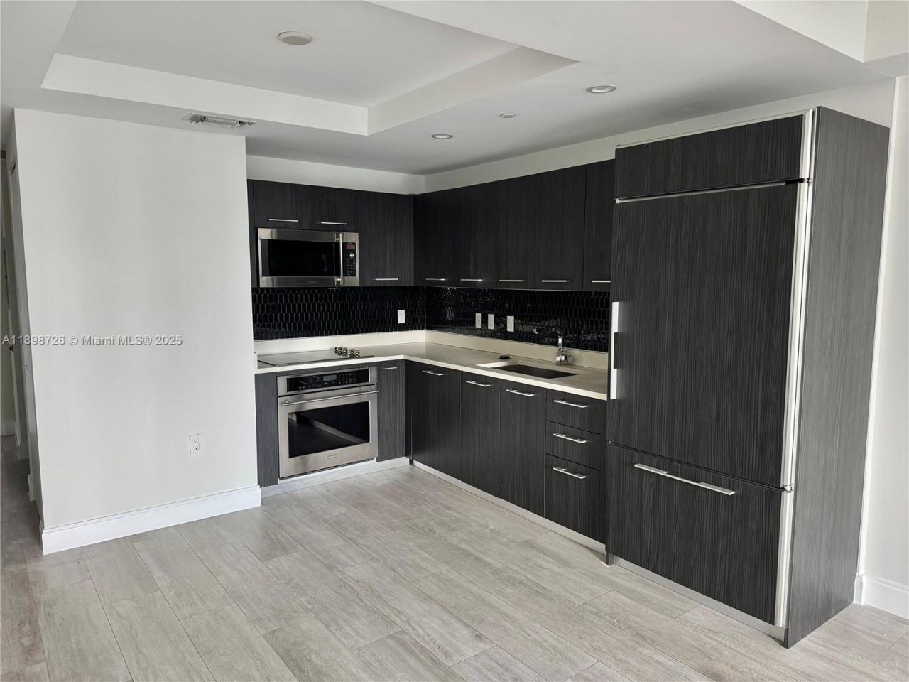 45 SW 9th St, Unit 3404, Miami, FL 33130 Photo