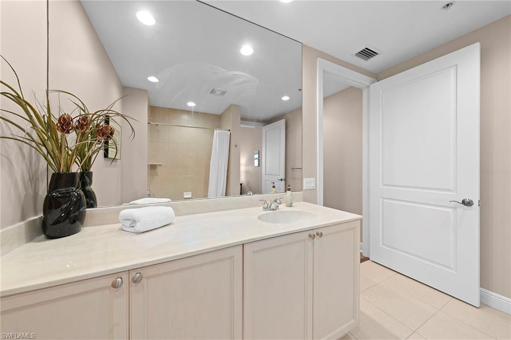 24031 Via Castella Dr, Unit 1302, Bonita Springs, FL 34134 Photo