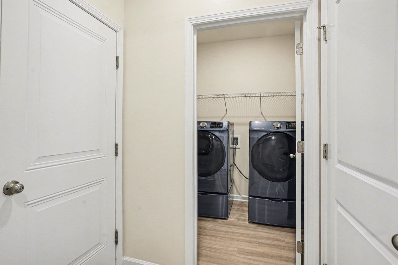 188 Legends Village Loop Photo 20