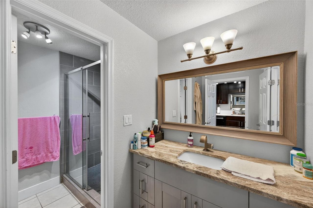 4924 Beach Drive Se, Unit F, Saint Petersburg, FL 33705 Photo