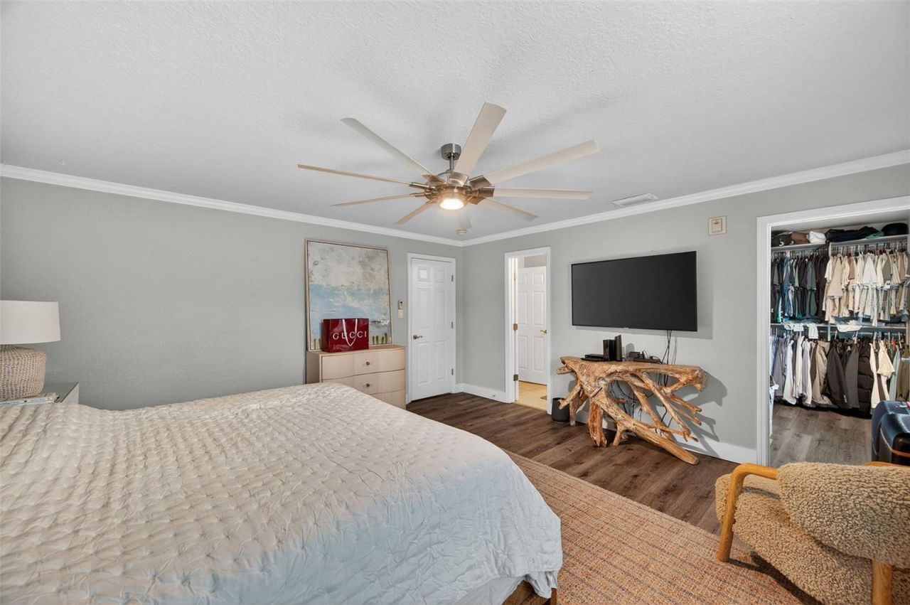 4924 Beach Drive Se, Unit F, Saint Petersburg, FL 33705 Photo