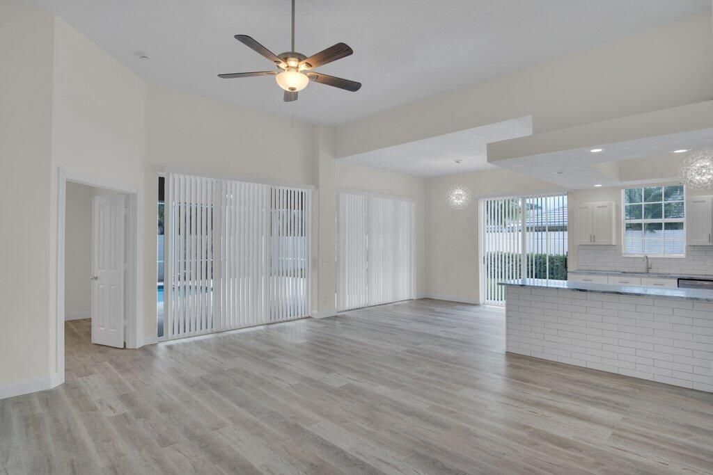 324 NW Bentley Circle, Port Saint Lucie, FL 34986 Photo